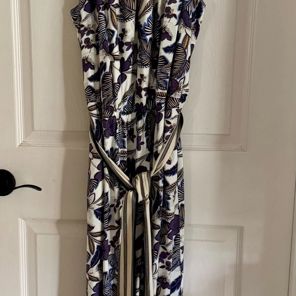 LOFT Floral Jumpsuit in Blue and White Large - Picture 2 of 16